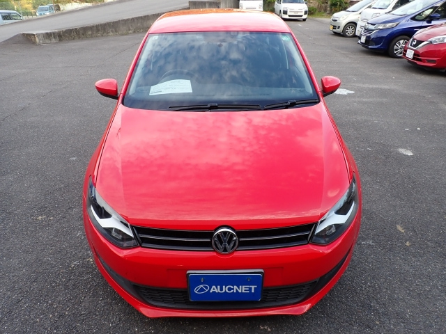 VOLKSWAGEN POLO 2011