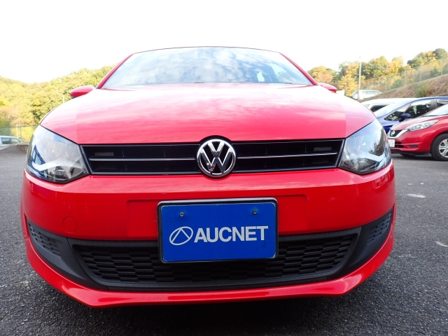 VOLKSWAGEN POLO 2011