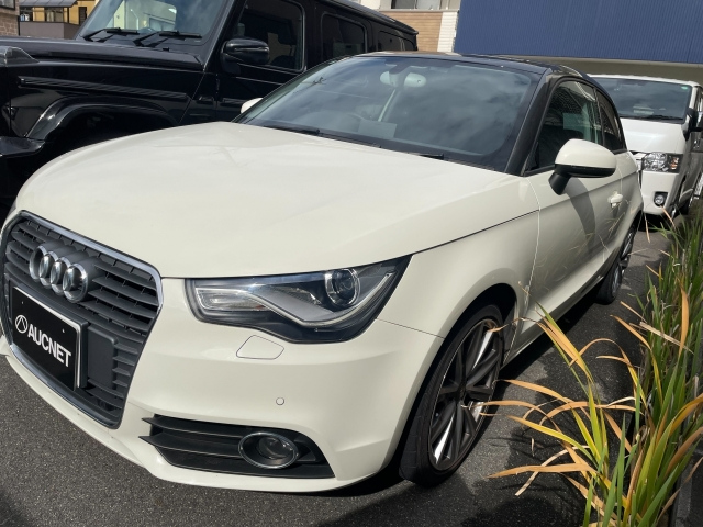 AUDI A1 2011