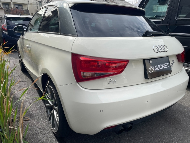 AUDI A1 2011