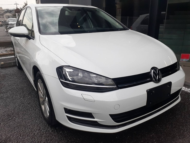 VOLKSWAGEN GOLF 2016