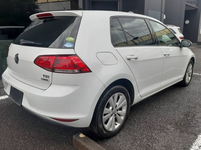 VOLKSWAGEN GOLF 2016