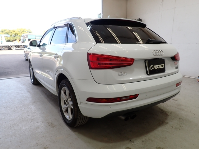 AUDI Q3 2017