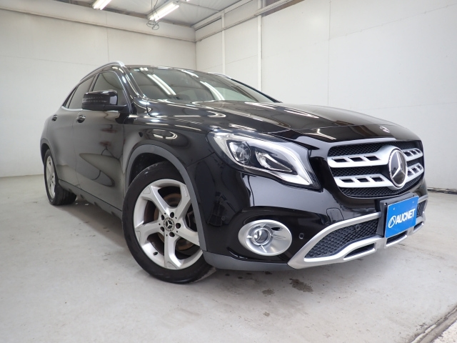 MERCEDES BENZ GLA CLASS 2019
