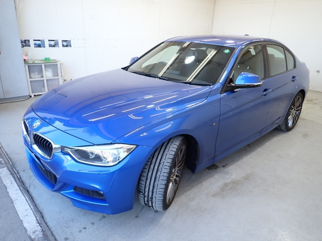 BMW 3 SERIES 2012