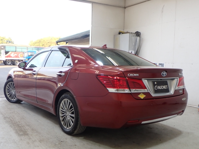 TOYOTA CROWN 2013