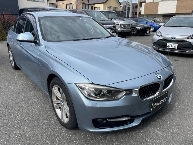 BMW 3 SERIES 2012