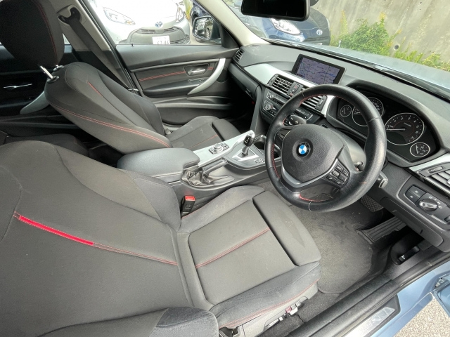 BMW 3 SERIES 2012