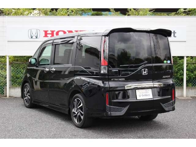 HONDA STEP WAGON 2015