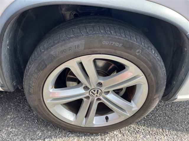 VOLKSWAGEN TIGUAN 2013