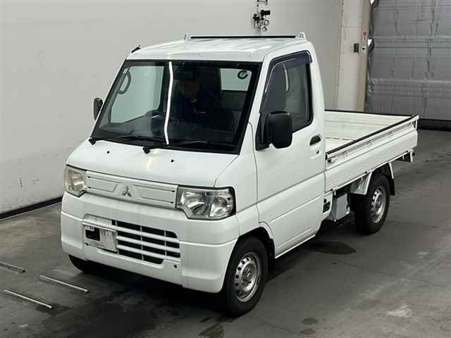 MITSUBISHI MINICAB TRUCK 2012