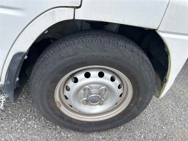 MITSUBISHI MINICAB TRUCK 2012