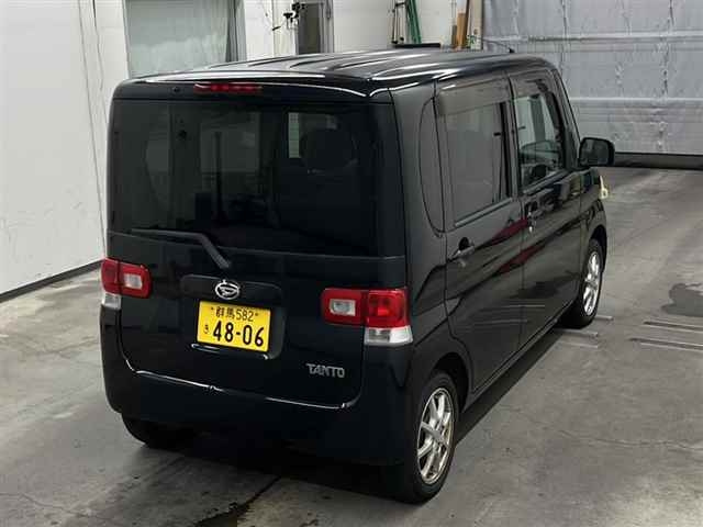 DAIHATSU TANTO 2009