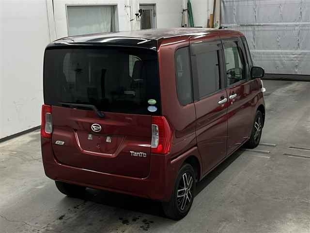 DAIHATSU TANTO 2014