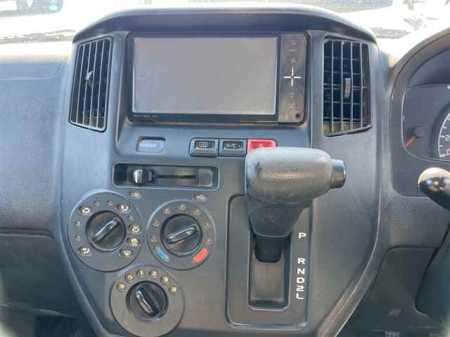 TOYOTA TOWN ACE VAN 2011