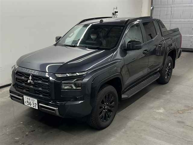 MITSUBISHI TRITON 2025