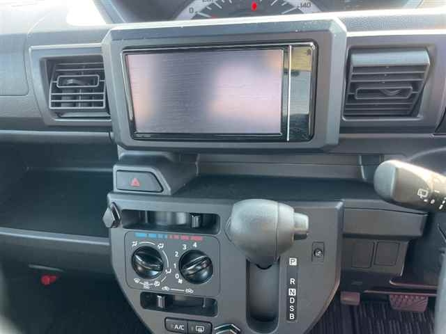 TOYOTA PIXIS MEGA 2020