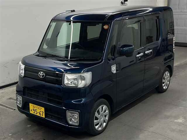 TOYOTA PIXIS MEGA 2020