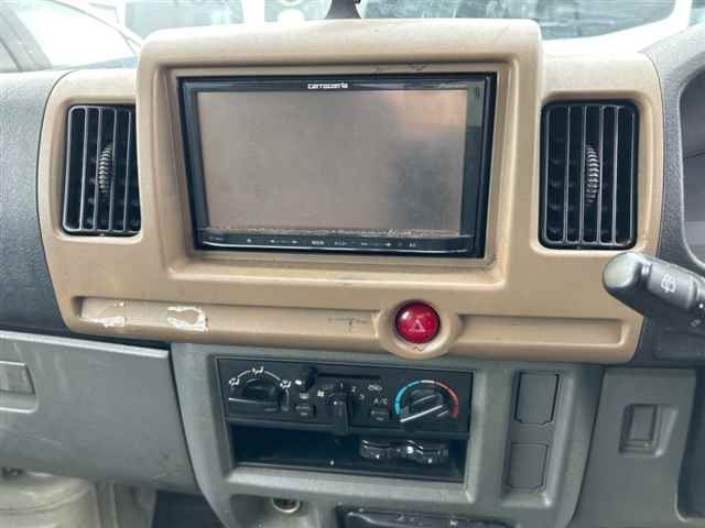 NISSAN CLIPPER VAN 2012