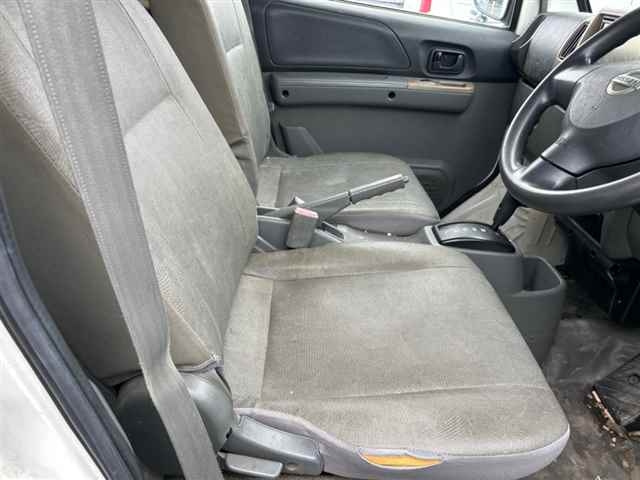 NISSAN CLIPPER VAN 2012