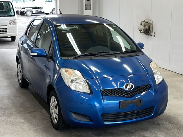TOYOTA VITZ 2009