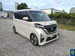 NISSAN ROOX 2022