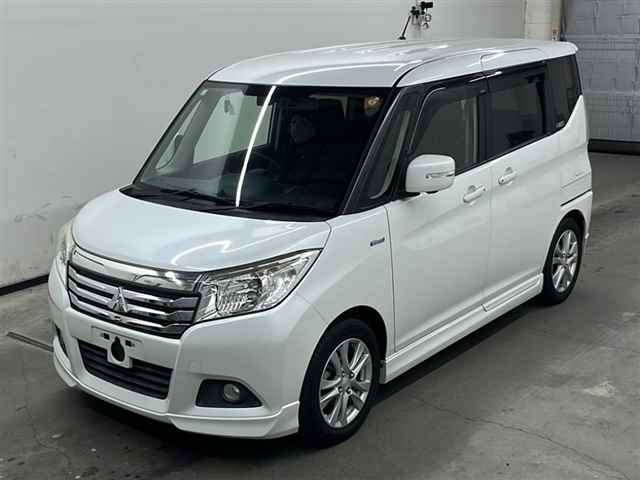 MITSUBISHI DELICA D2 2017