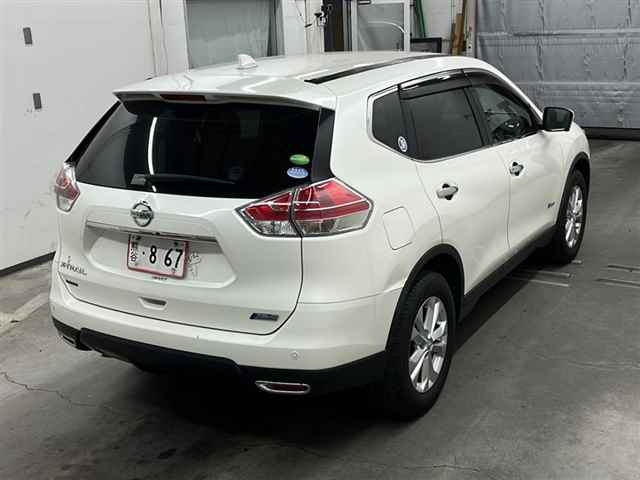 NISSAN X-TRAIL 2015