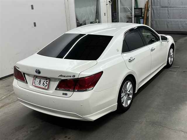 TOYOTA CROWN 2013