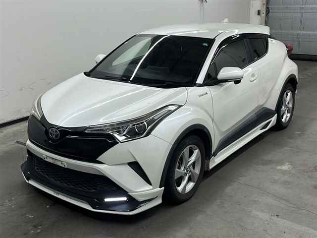 TOYOTA C-HR 2017