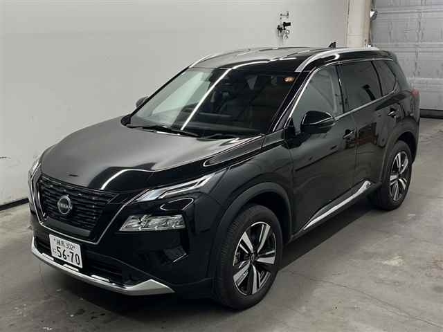 NISSAN X-TRAIL 2024