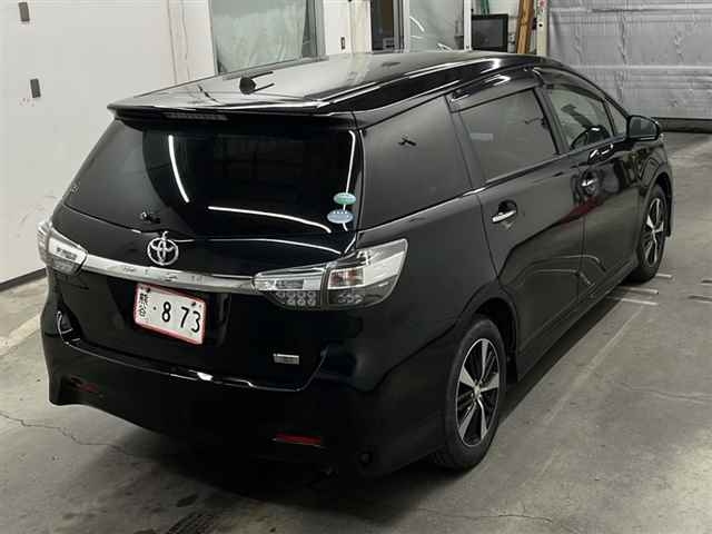 TOYOTA WISH 2017