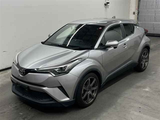 TOYOTA C-HR 2018