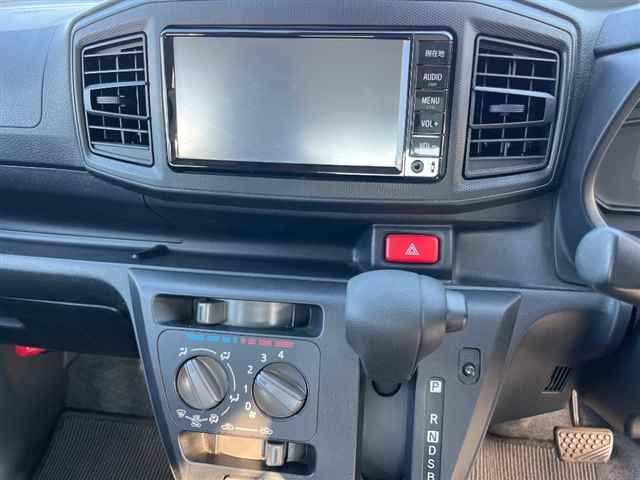 TOYOTA PIXIS EPOCH 2018