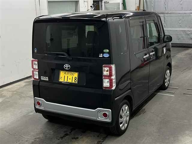 TOYOTA PIXIS MEGA 2016