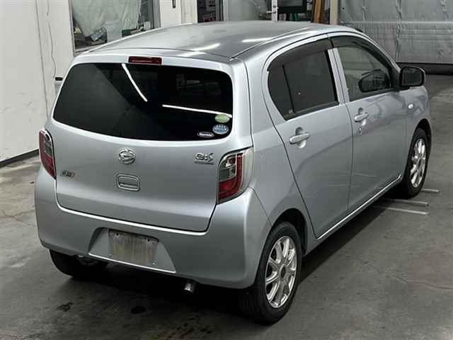 DAIHATSU MIRA E S 2012