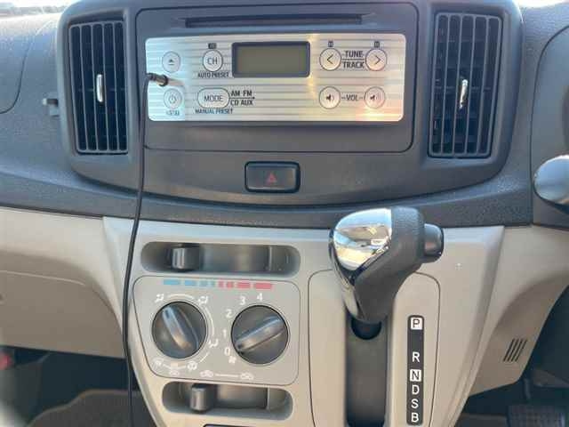 DAIHATSU MIRA E S 2012