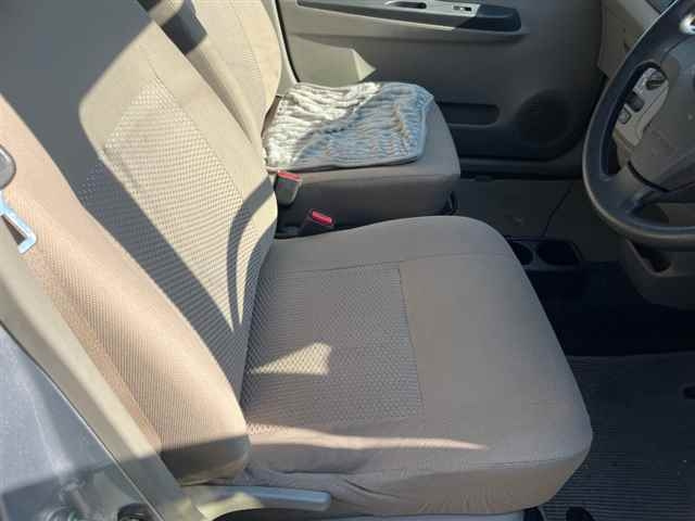 DAIHATSU MIRA E S 2012