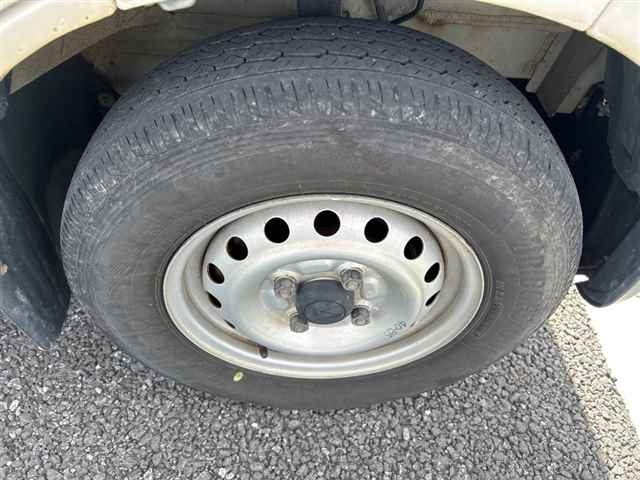 DAIHATSU HIJET VAN 2018