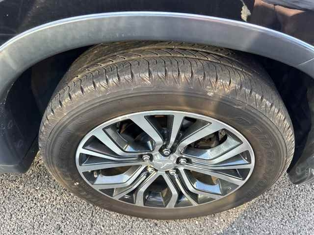 MITSUBISHI OUTLANDER 2016