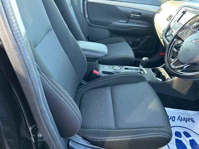 MITSUBISHI OUTLANDER 2016