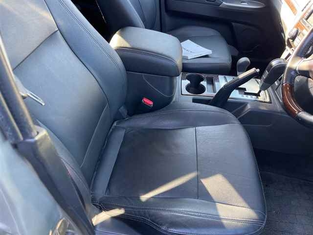 MITSUBISHI PAJERO 2017