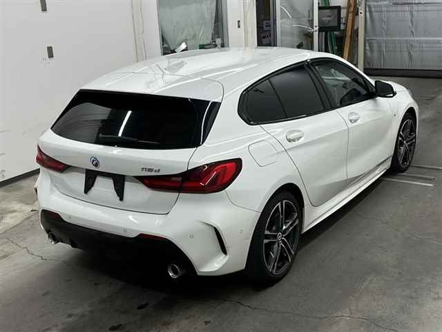 BMW 1 SERIES 2022