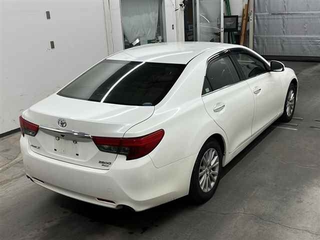 TOYOTA MARK X 2015