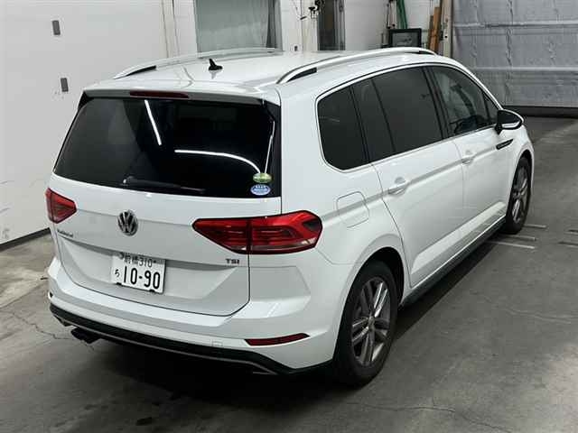 VOLKSWAGEN GOLF TOURAN 2017
