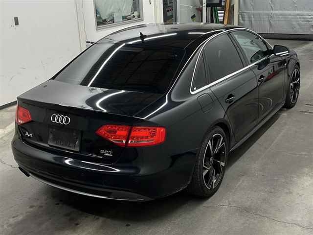 AUDI A4 2010