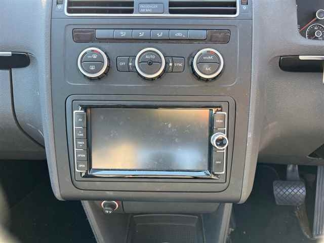 VOLKSWAGEN GOLF TOURAN 2014