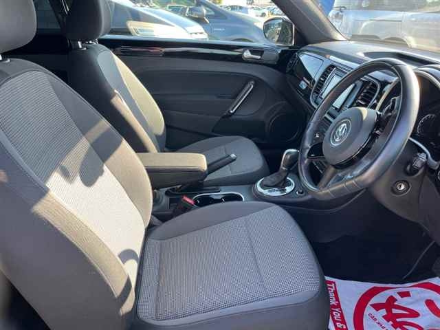 VOLKSWAGEN THE BEETLE 2012