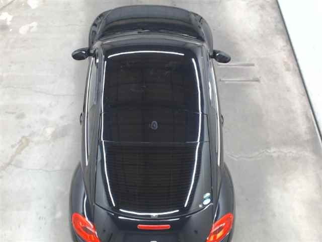 VOLKSWAGEN THE BEETLE 2012