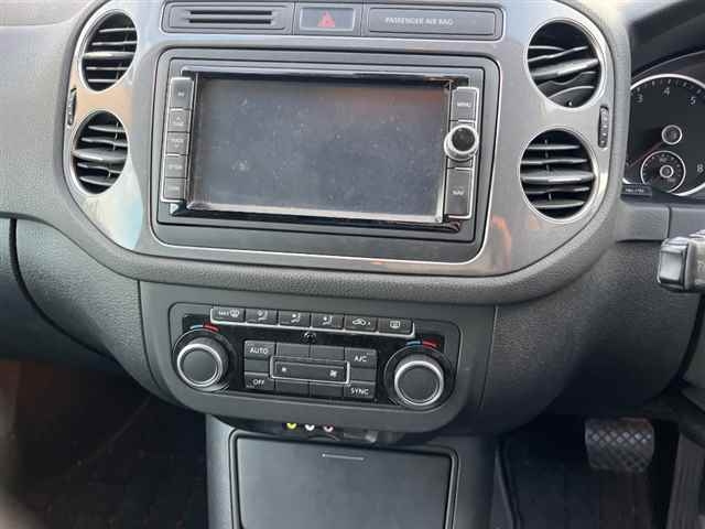 VOLKSWAGEN TIGUAN 2012